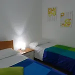 Bed & Breakfast Akron