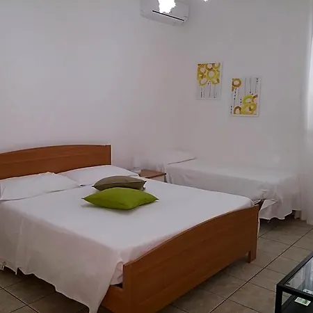 Bed & Breakfast Akron SantʼAlessio Siculo