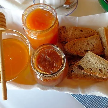 Akron Bed & Breakfast SantʼAlessio Siculo
