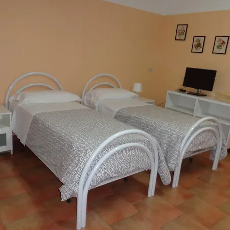 Oda ve Kahvaltı Akron