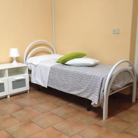 Oda ve Kahvaltı Akron SantʼAlessio Siculo