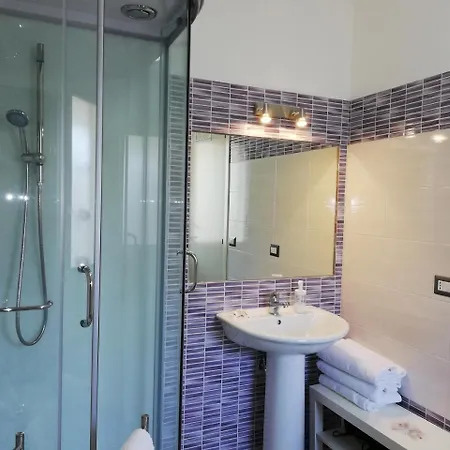 Akron Bed & Breakfast